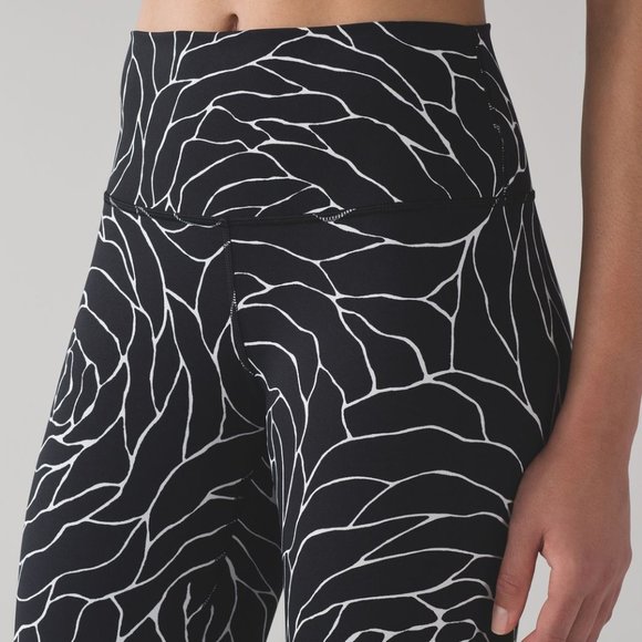 lululemon athletica Pants - like new Wunder Under Hi-Rise *28" Radiate Rose